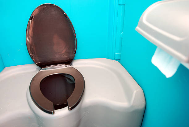 Best Portable toilet rental cost  in Roselle, IL